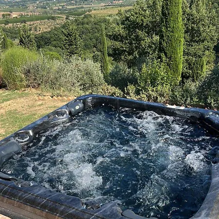 Bruno Montepulciano Villa Nottola